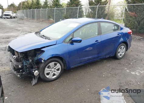 2017 Kia Forte Lx z USA, uszkodzony, nr VIN 3KPFK4A70HE158512